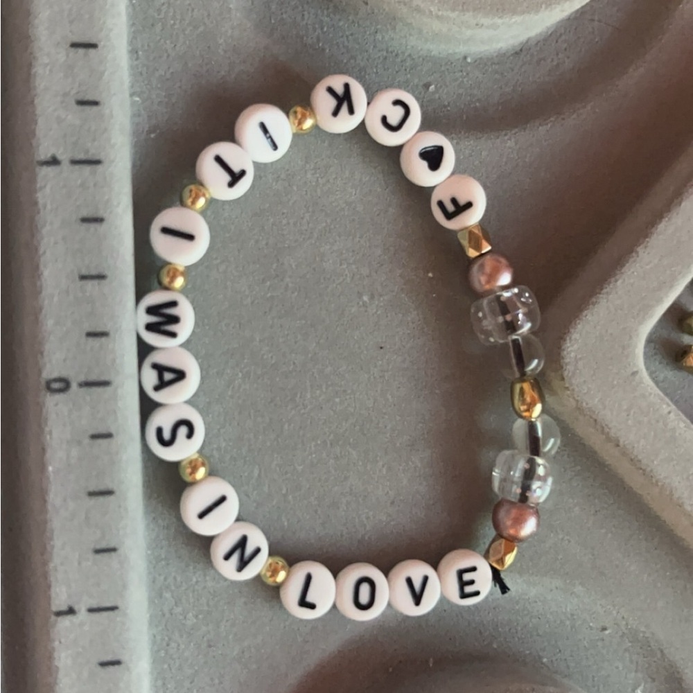 Taylor Swift Custom Beaded Bracelet - White and Gold